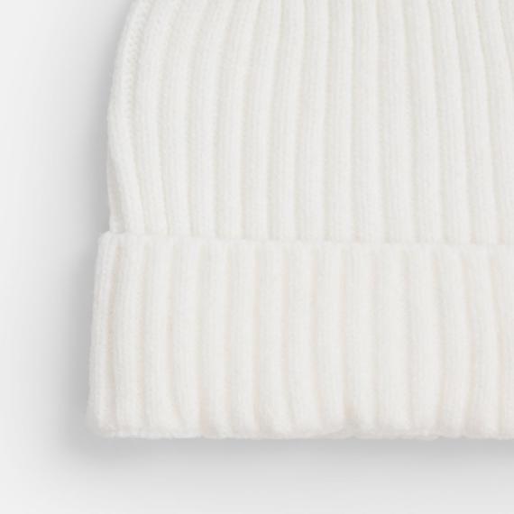 Шапка Laconi, молочно-белая