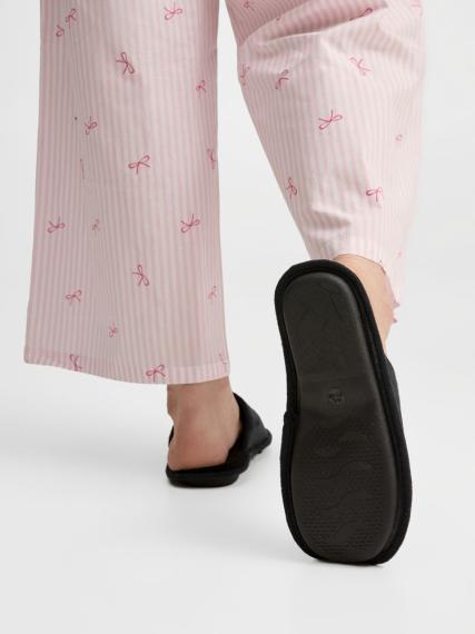 Тапочки домашние Norridge, черные